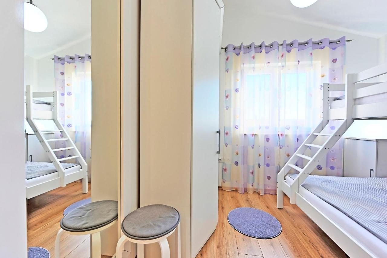 Casa Tara Three-Bedroom Holiday Home Пула Екстер'єр фото